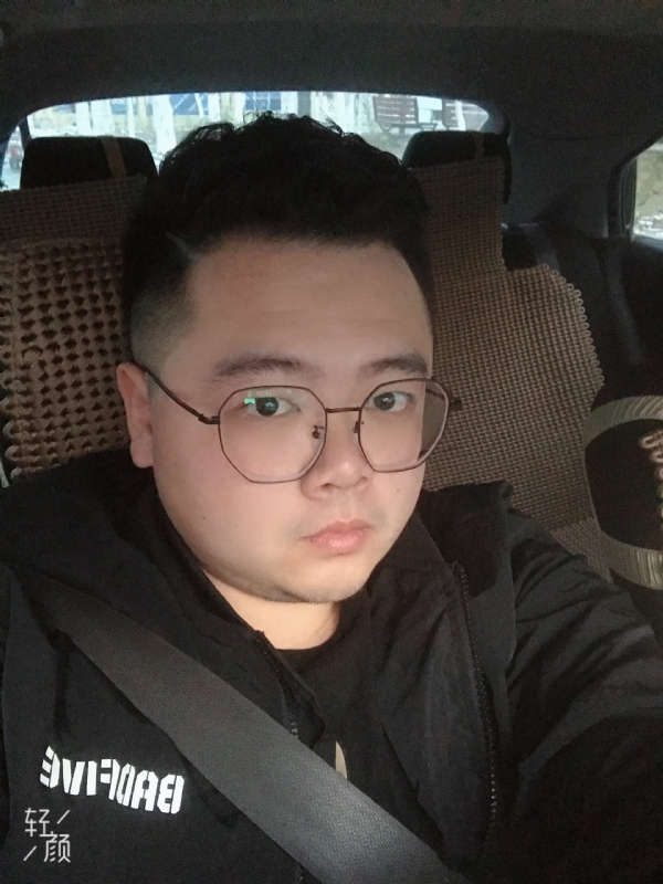 欢笑的第一张照片--新疆王婆说媒