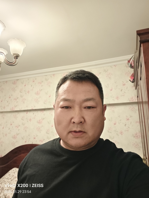 峰哥的第一张照片--新疆王婆说媒