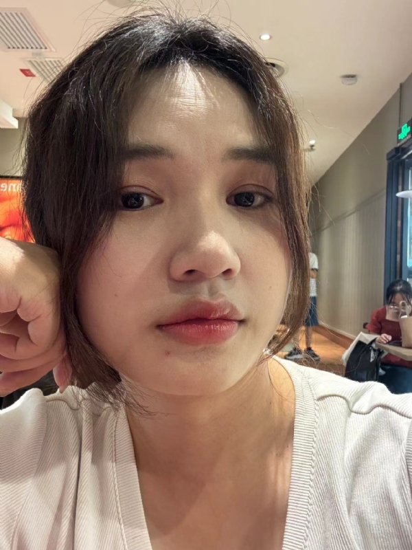 粉墨的第一张照片--新疆王婆说媒